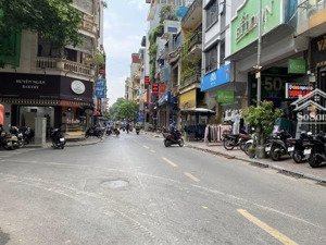 rẻ nhất mặt phố lê lợi, bán nhà 5 tầng, dt100m2, đang kinh doanh cực đẹp, ngay sát chợ hà đông