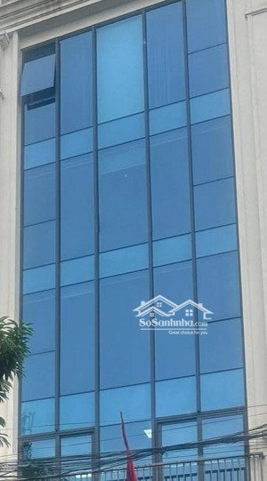 bán siêu phẩm lô góc trung tâm cầu giấy giá chỉ 40 tỷ nhỉnh 110m 8 tầng mt 8m .