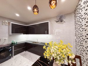 nguyễn kiệm gò vấp 44m2-2pn giá 4.75tỷ.ib za.l.o nhiều nhà