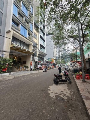 bán tòa nhà văn phòng 8 tầng lô góc phố mễ trì hạ. giá đầu tư