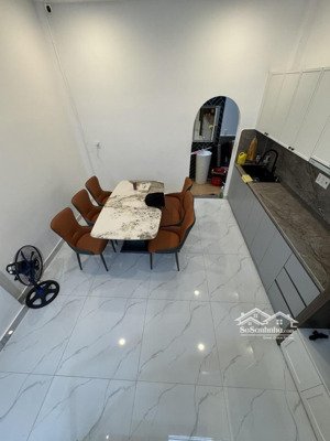 nhà mới đẹp ở ngay,giá chỉ 5 tỷ, hxh nguyễn quý yêm,bình tân,dt 50m2,di chuyển thuận lợi