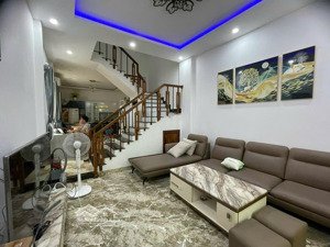 bán nhà 3 tầng kiệt đường tạ hiện - trung tâm hoà cường bắc - nhà cực mới- sẵn vào ở