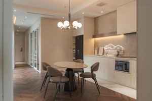 bán toà nhà mặt phố huế hoàn kiếm dt 293m x 10t x mt 8m giá 700 tỷ có thương lượng