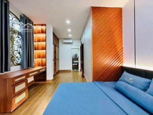 hàng rất hiếm dương quảng hàm p5 gv, 13*18m, dtcn 236m2 hxt giá 20 tỷ, lh 