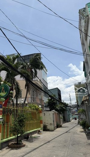 bán nhà quận 7-nguyễn thị thập,hẻm xe hơi,dòng tiền sẵn 180 triệu- giá nhỉnh 8 tỷ