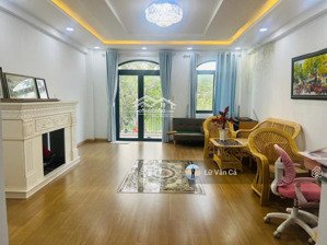nhà phố view hồ lakeview city, trục đường 25m, nội thất cơ bản, giá 22.7 tỷ, liên hệ 