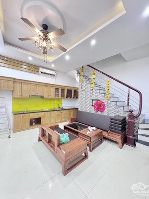 bán nhà đẹp đường đàm quang trung -35m- 5 tầng- full nội thất- oto thông - giá 8480 tỷ có tl