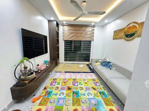 dược sỹ phương chuyển nhà ra phố, nhờ bán nhà 5 tầng tự xây, thượng cát 37m2, giá nhỉnh 5 tỷ