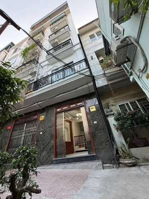 bán gấp nhà hà trì ngay trường marie curie, 35mx5 tầng,thiết kế hiện đại,ngõ xe ba gác, oto đậu gần