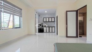 ccmn 40m2 full đồ trịnh văn bô_ ban công thoáng_tiết kiệm 1tr/th do để xe ôtô free_ an toàn pccc