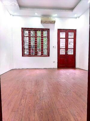 Bán nhà Bạch Đằng- gần Hồ HK & Bệnh viện 108 Nhà đẹp - Hai Bà Trưng- 5 tầng ở ngay.