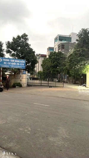 bán nhà long biên thạch bàn đường nguyễn văn linh ngõ 68 dt 31m2 6ty ô tô đỗ cửa