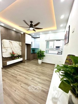 bán gấp căn hộ chung cư toà ct12a, kđt kim văn kim lũ hoàng mai, dt 57m2, 2pn, 2vs, lô góc