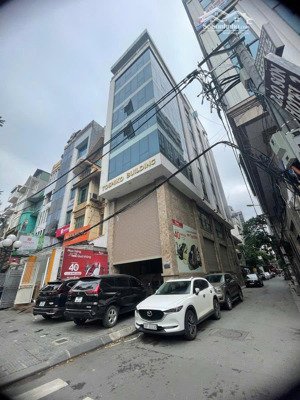 bán nhà phân lô- lô góc- mp trần quốc hoàn- 72m2 - 8 tầng thang máy nhà đẹp kinh doanh 