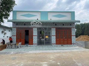 bán gấp dãy trọ 300m2/2tỷ750 kcn mỹ phước 3, sr, gần cao tốc mỹ phước-tân vạn, cho thuê 10tr/th