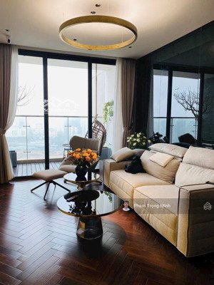 chính chủ bán star tower, căn góc 145m2, 3 ngủ 3 vệ sinh, sẵn slot ô tô, nhà đẹp giá 12 tỷ