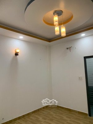 nhà 1 trệt 2 lầu cát tường phú sinh 4pn, sổ hồng hoàn công, giá 2.7 tỷ