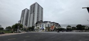 bán đất tặng nhà mặt tiền khủng 7.5m ô tô tránh kinh doanh đỉnh nguyễn sơn, long biên