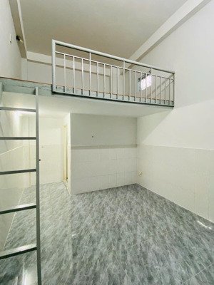 bán chdv 5 tầng 350m2 ngay lotte nguyễn văn lượng