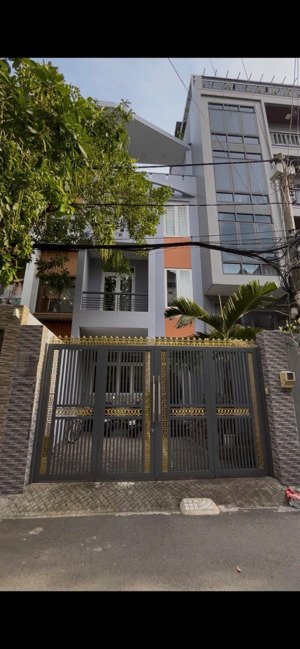 chủ bán gấp nhà hxh cách mạng tháng tám, p7 , tân bình.