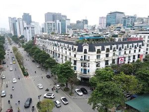 bán liền kề tôn thất thuyết - dịch vọng hậu lô góc - view sân chơi - giá bao toàn thị trường