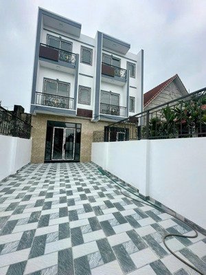 cực rộng - bán nhà ngay gần kđt đô nghĩa dt 90m2 - ngay gần đl thăng long, đh phenikaa