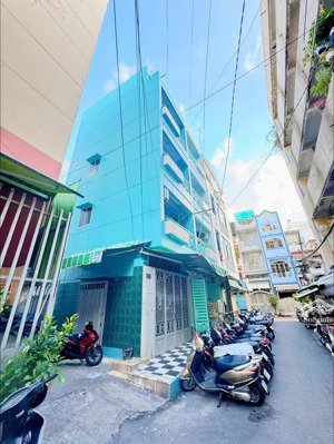 nhà trần bình trọng, hẻm xe hơi, cách mặt tiền 1 căn, nhà sạch đẹp ở ngay