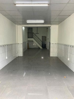 cho thuê nhà riêng nguyên căn 54m2, 2 mặt tiền nguyễn kiệm- p.3- gò vấp (đối diện cổng bv 175)