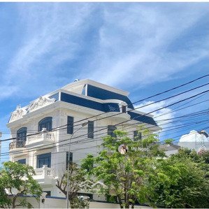 bán biệt thự cao cấp hiện đại căn góc 2 mặt tiền vị trí đẹp cách biển bãi sau 200m - 56 tỷ