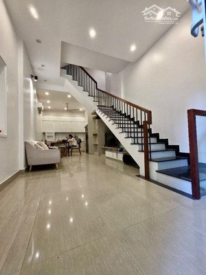 bán nhà quỳnh mai 45m2 x4t chỉ hơn 7tỷ nhà đẹp - dân xây - thoáng trước sau - ngõ thông gần phố