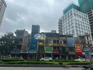 chính chủ cần bán gấp nhà mặt đường lê văn lương 50m2 kinh doanh sầm uất giá 27 tỷ.