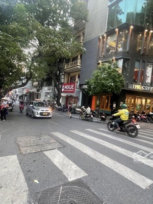 bán nhà trung tâm hai bà trưng mặt ngõ giá chỉ 6 tỷ