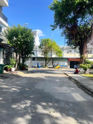 bán nhà đẹp 3 tầng đối diện công viên, hẻm ô tô, lê đức thọ gò vấp, 4x20m