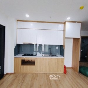 hiếm. cho thuê bonanza 23 duy tân, 72m2 , 2 ngủ , cơ bản, 13 triệu . liên hệ: o.971.342..965