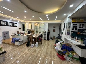 cho thuê gấp căn hộ phú mỹ vph. dt 123m2 .3pn, 2wc giá 18r full nt cao cấp. hướng nam, tầng trung