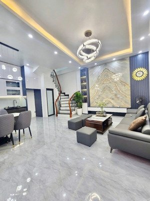 hiếm! vĩnh phúc - ba đình, nhà mới, ngõ 3 gác, 70m ô tô đỗ, tặng nt, mới ở ngay, 35m2*5t