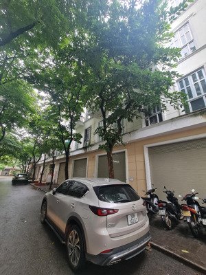 bán căn liền kề 100m2 gần bùng binh giá 17,3 tỷ - khu đô thị đô nghĩa - nam cường