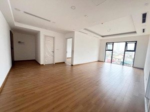 cho thuê chung cư hà nội paragon, 85m2 , 2 ngủ, cơ bản, 13.5 triệu, rẻ nhất tt. lh: o.971..342.965