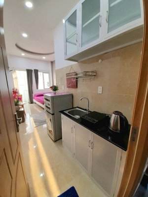phòng cho thuê gần đh kinh tế tphcm full nội thất đường trần văn đang q3