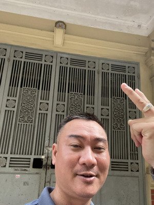 bán nhà phạm tuấn tài -thang máy vút vút - 7 tầng - mặt tiền 5m - phù hợp mọi loại hình doanh & ở