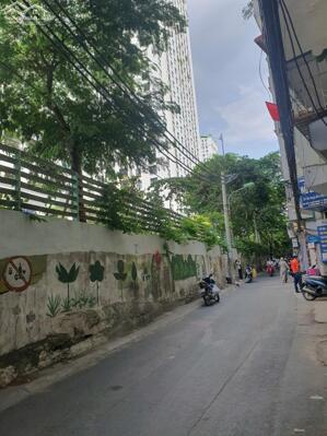 Bán nhà mặt phố Cự Lộc | 5 tầng liền kề Royal City giá 12.2 tỷ