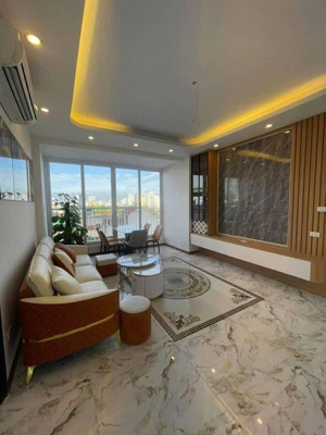 bán gấp 61m 2 ngủ 2vs chung cư scitech tower 304 hồ tùng mậu giáp goldmark giá 3ty5 lh 