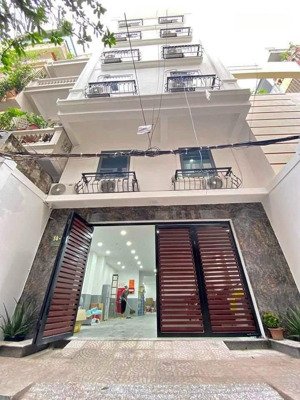 chính chủ cho thuê nhà nguyễn thị định- đỗ quang 60m2x5 tầng, tô tải đỗ cửa, đường 3 làn ôtô, 22tr