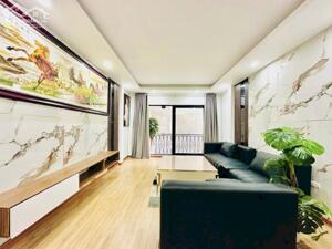 BÁN NHÀ TRUNG TÂM QUẬN ĐỐNG ĐA 6 TẦNG THANG MÁY GẦN PHỐ FULL NỘI THẤT ĐẸP 40M 9,8 TỶ
