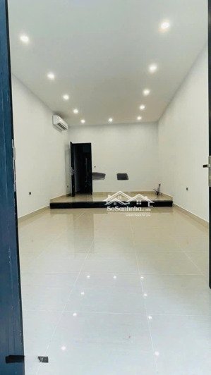 cho thuê nhà mặt phố lê ngọc hân, dt 75m2x4.5 tầng, mt 4.2m, giá 59tr, lh 