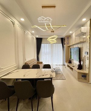 bán căn 85m2 full nội thất như ảnh + giá 3.6 tỷ (102%) bao sổ thuế phí + view hồ bơi