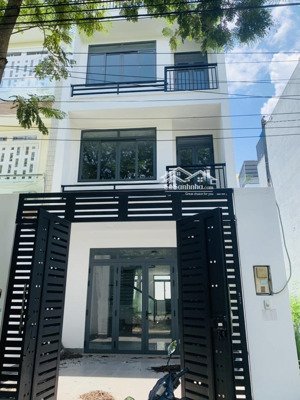 bán nhà mặt tiền kdc phạm thế hiển , 5 x 20 , 4 lầu , sổ vuông , vừa ở vừa kinh doanh , nhỉnh 7 tỷ