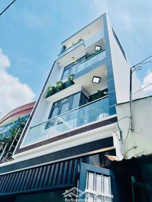 cho thuê nhà hẻm xe hơi 796b sư vạn hạnh, phường 12, quận 10.