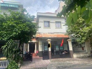 cho thuê nhà diện tích biệt thự mặt tiền đường số 12, phường 26, bình thạnh. gần ngã tư hàng xanh