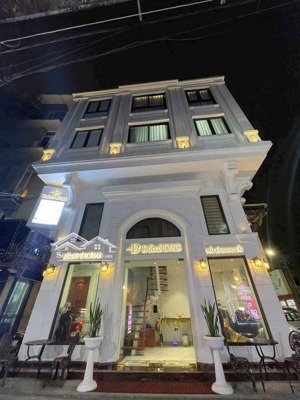 nhà mặt phố - tôn đức thắng - siêu víp -- chính chủ - 36m2.-- 5 tầng. mặt tiền 5m - giá 14,5 tỷ